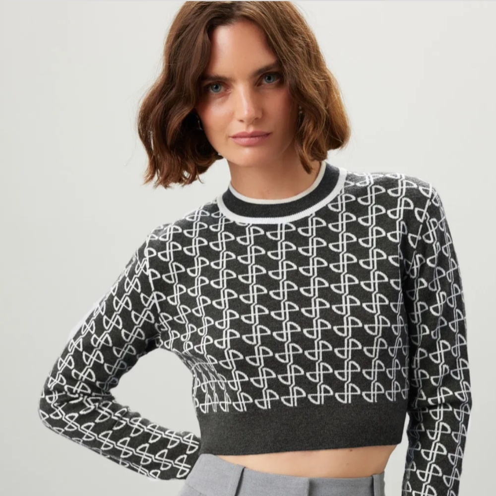 RTR Patou Cropped Sweater - Size Medium